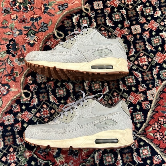 Gray Nike Air Max - Picture 1 of 5